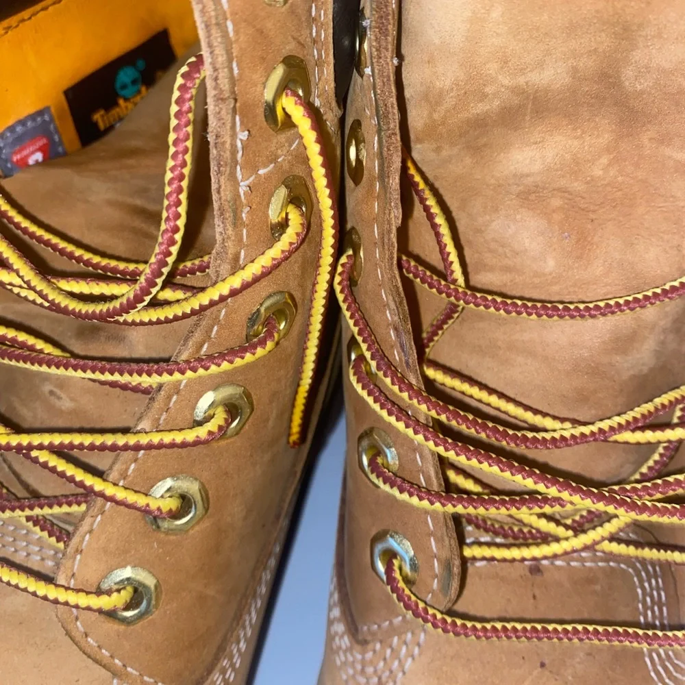 Timberlands - Picture 9 of 11